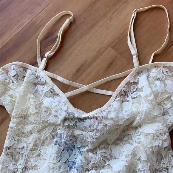 NWT Ivory Lace Bodysuit Large - Picture 3 of 6
